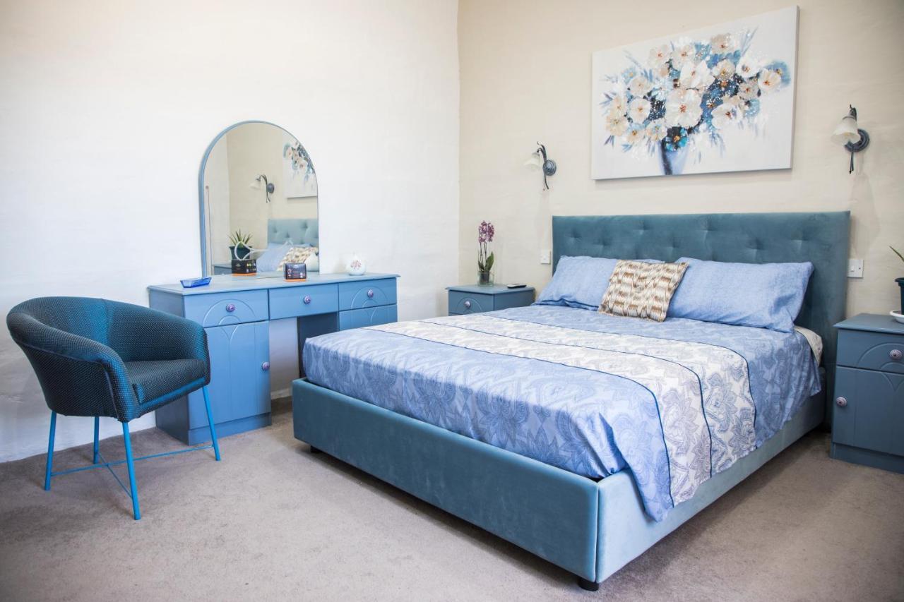 度假居 Tal-karmnu Entire House With Private Heated Pool And Jacuzzi Kirkop